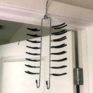 Tie Hanger